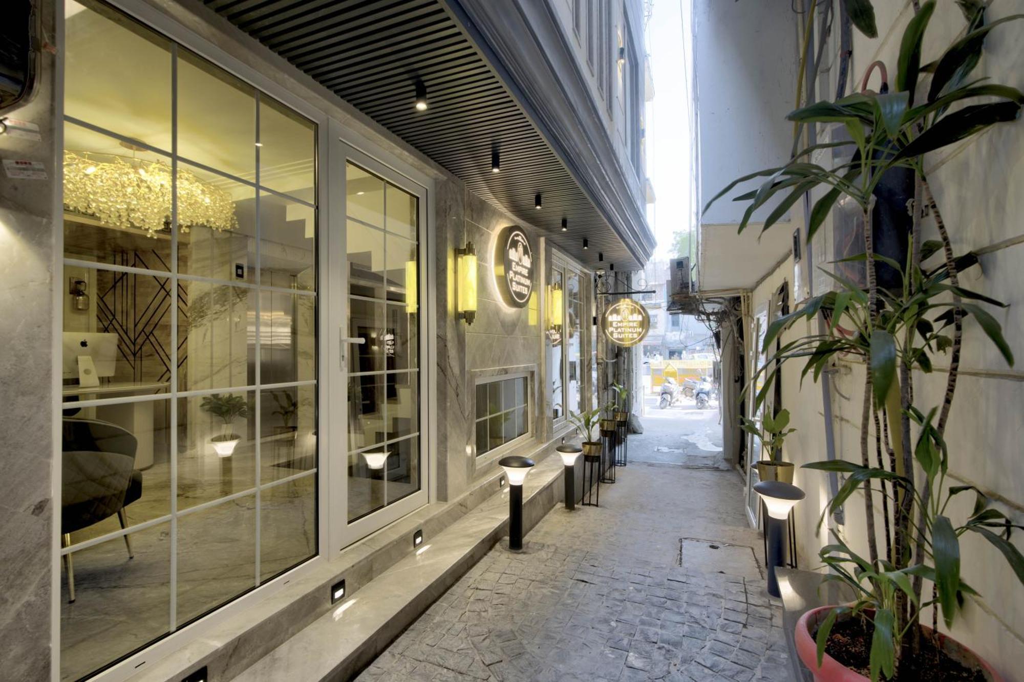 Empire Platinum Suites نيودلهي المظهر الخارجي الصورة