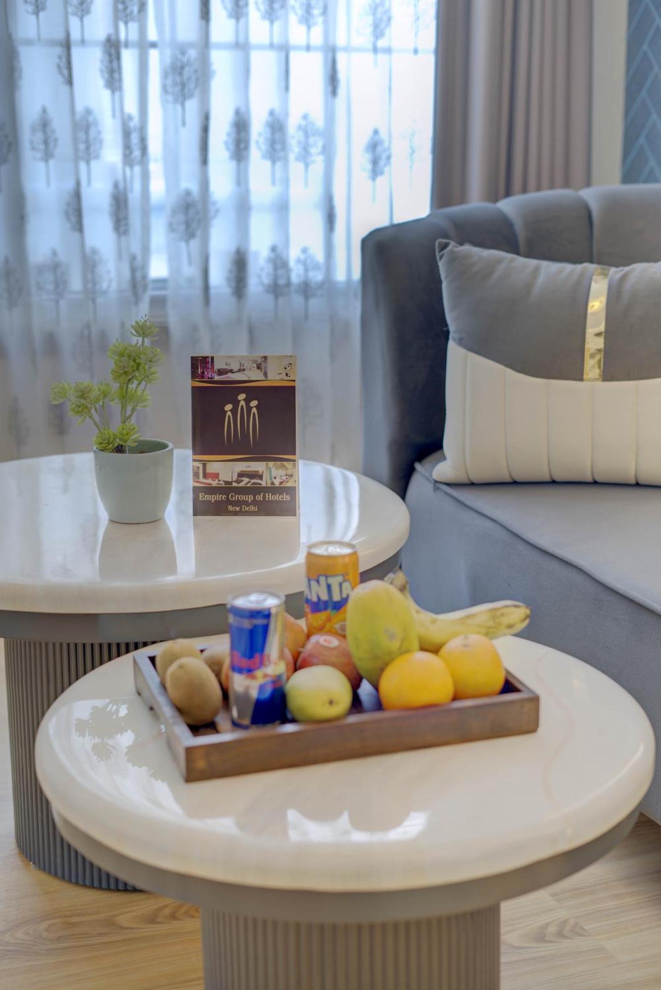 Empire Platinum Suites نيودلهي المظهر الخارجي الصورة