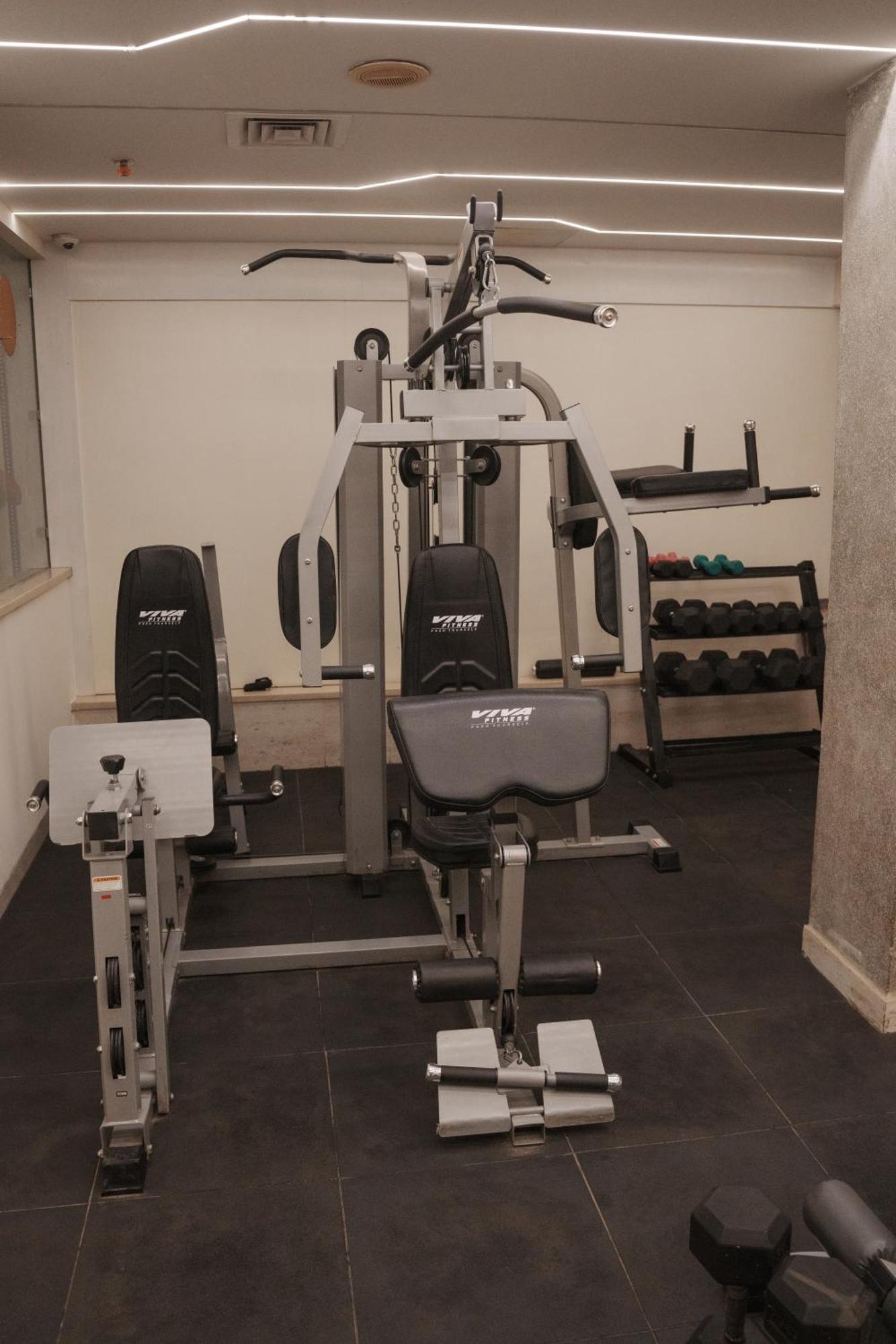 Empire Platinum Suites نيودلهي المظهر الخارجي الصورة